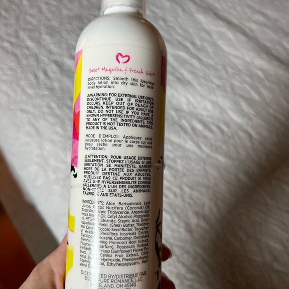 P Romance Amour Lotion - discontinued fragrance!! - Picture 2 of 4